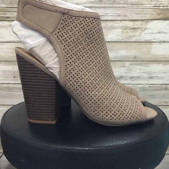 Indigo Rd. Women's Ibina Sandals - Picture 3 of 7